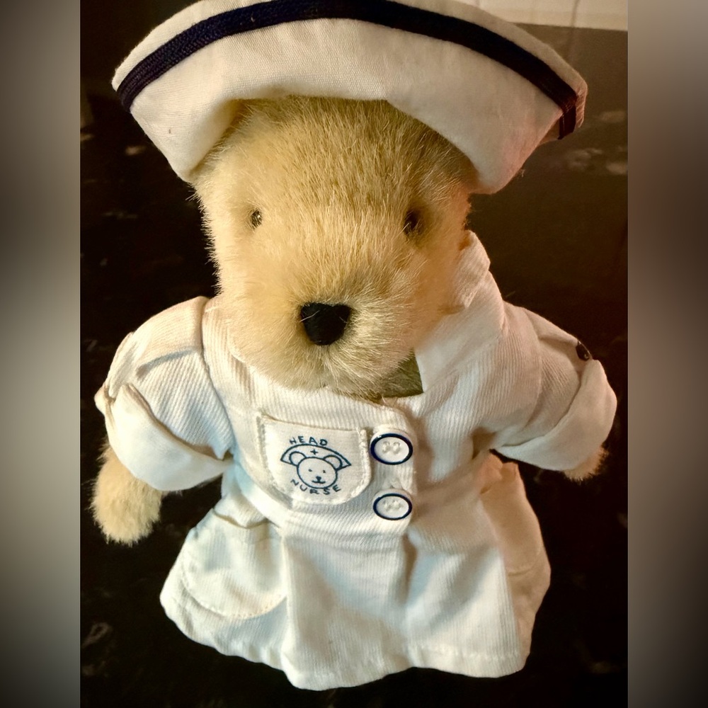 Vintage Nurse “Muffy” VanderBear